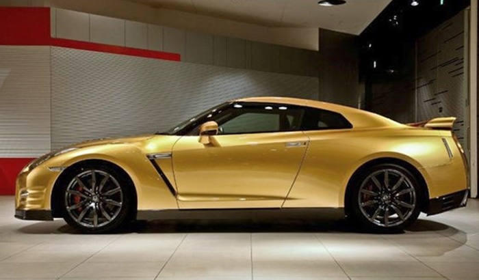 El Coche Dorado De Usain Bolt Lasprovincias Es Foto 5 De 6